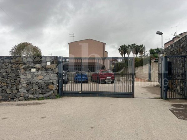 casa indipendente in vendita a San Giovanni la Punta