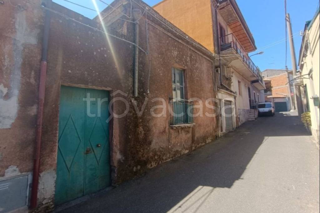 casa indipendente in vendita a San Giovanni la Punta
