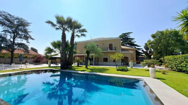 casa indipendente in vendita a San Giovanni la Punta