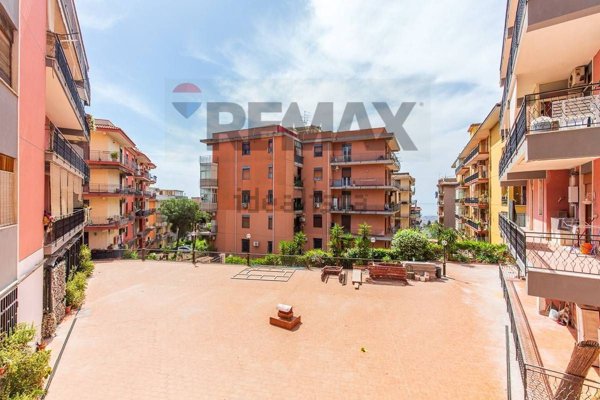 appartamento in vendita a San Giovanni la Punta in zona Trappeto