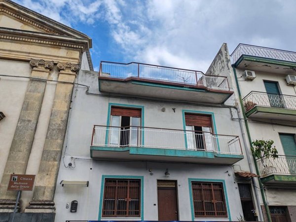 casa indipendente in vendita a San Giovanni la Punta