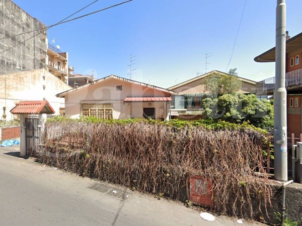 casa indipendente in vendita a San Giovanni la Punta