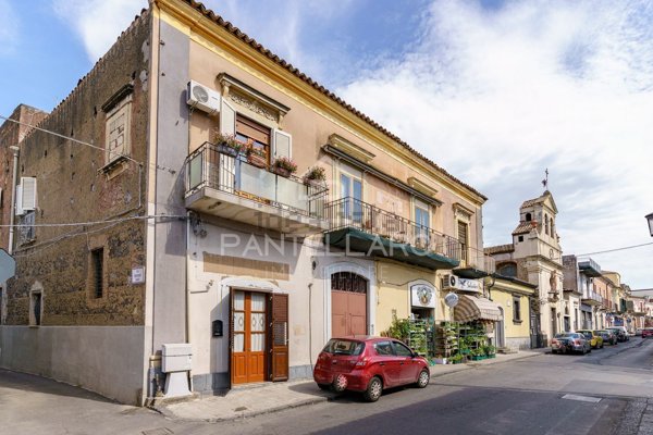 casa semindipendente in vendita a San Giovanni la Punta