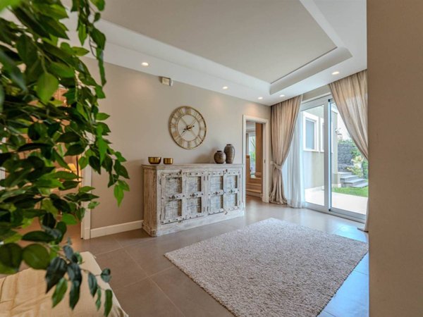 casa indipendente in vendita a San Giovanni la Punta