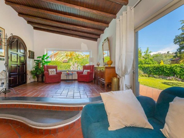 casa indipendente in vendita a San Giovanni la Punta