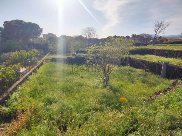 casa indipendente in vendita a San Giovanni la Punta