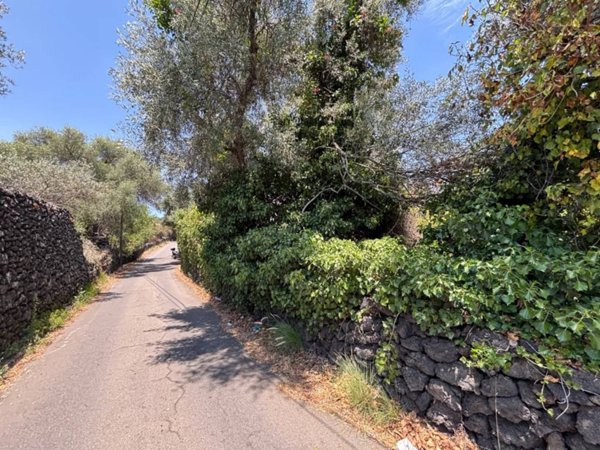 terreno agricolo in vendita a San Giovanni la Punta