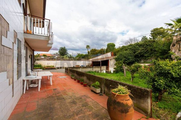 casa indipendente in vendita a San Giovanni la Punta