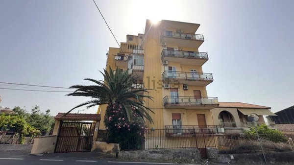 appartamento in vendita a San Giovanni la Punta in zona Trappeto