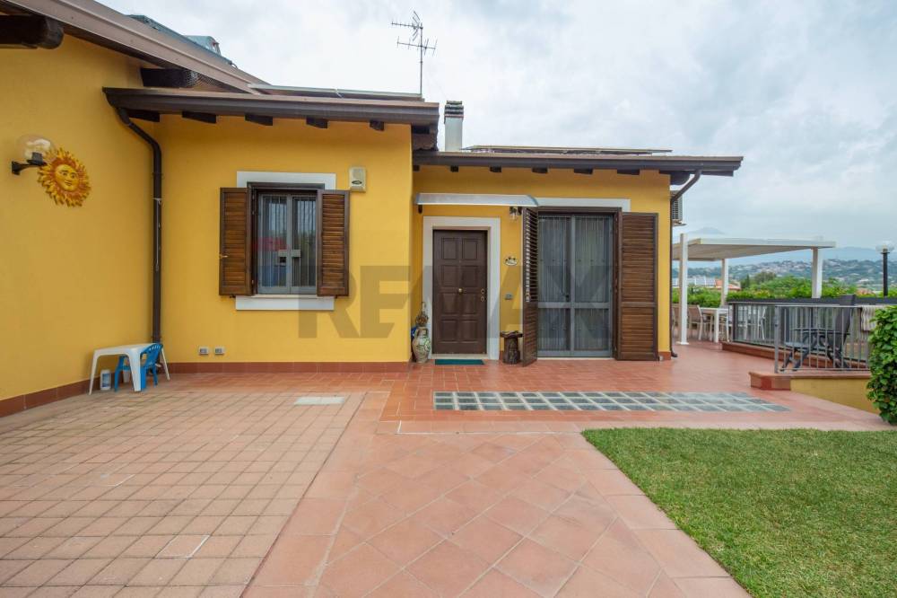 casa indipendente in vendita a San Giovanni la Punta
