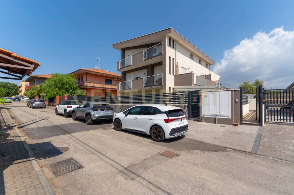 appartamento in vendita a San Giovanni la Punta