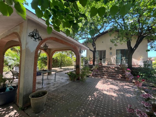 casa indipendente in vendita a San Giovanni la Punta