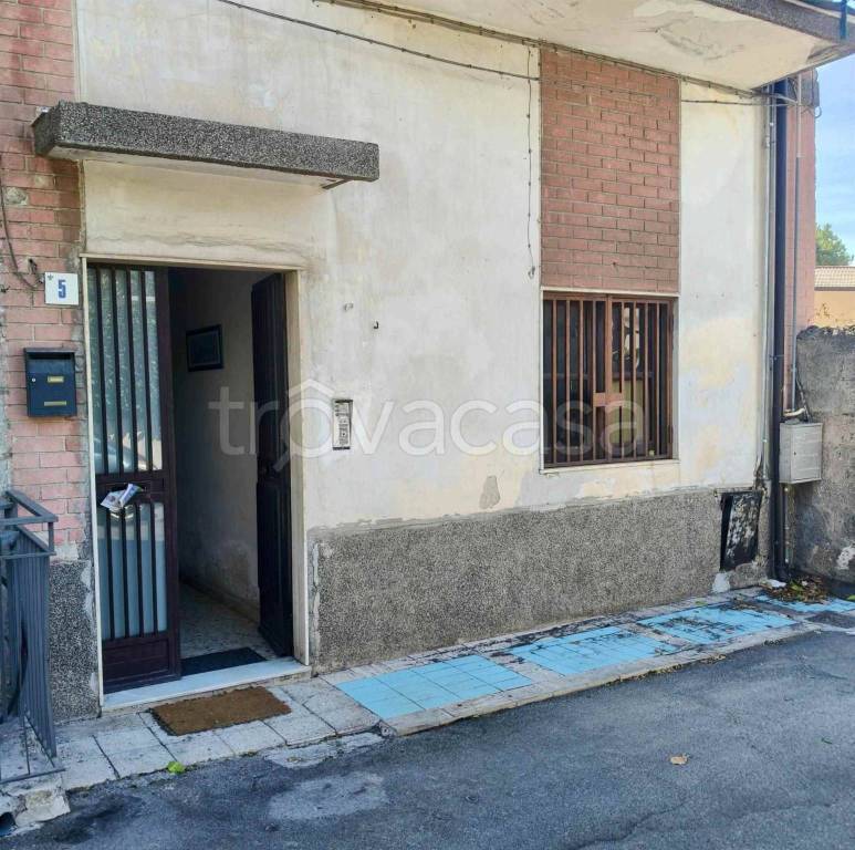 appartamento in vendita a San Giovanni la Punta in zona Trappeto