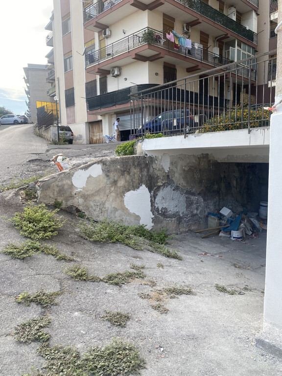 box auto in vendita a San Giovanni la Punta in zona Trappeto