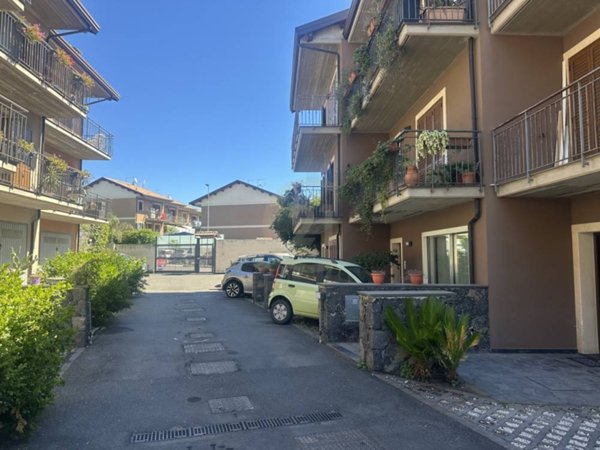 casa indipendente in vendita a San Giovanni la Punta in zona Trappeto