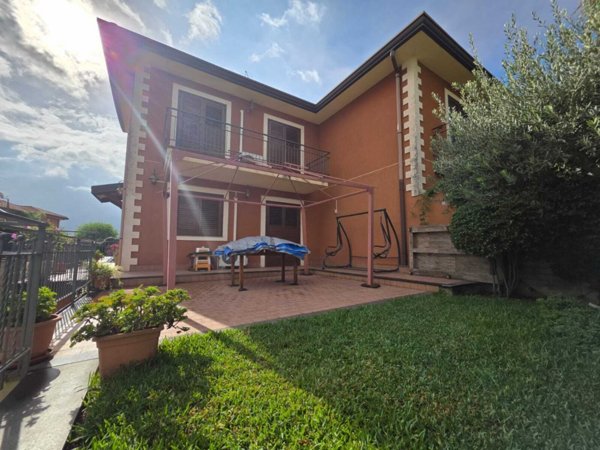 casa indipendente in vendita a San Giovanni la Punta