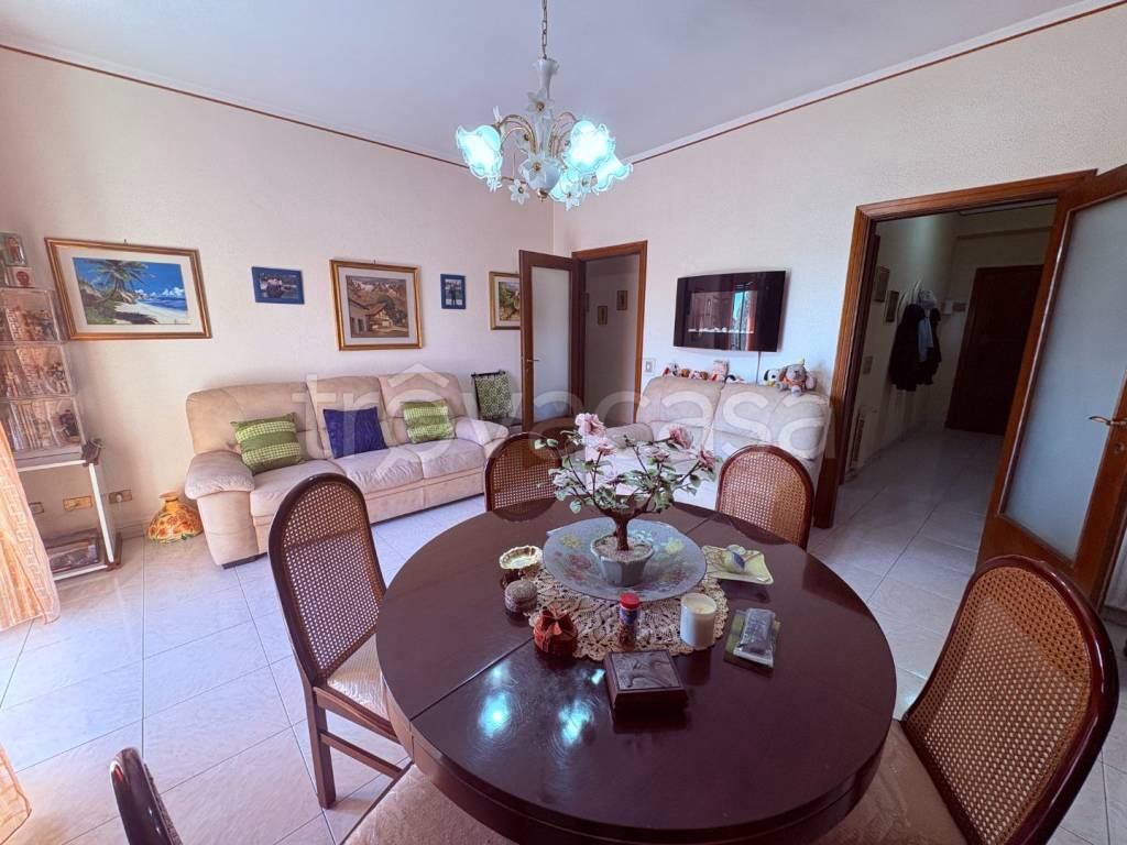 appartamento in vendita a San Giovanni la Punta in zona Trappeto
