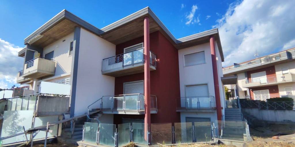 casa indipendente in vendita a San Gregorio di Catania