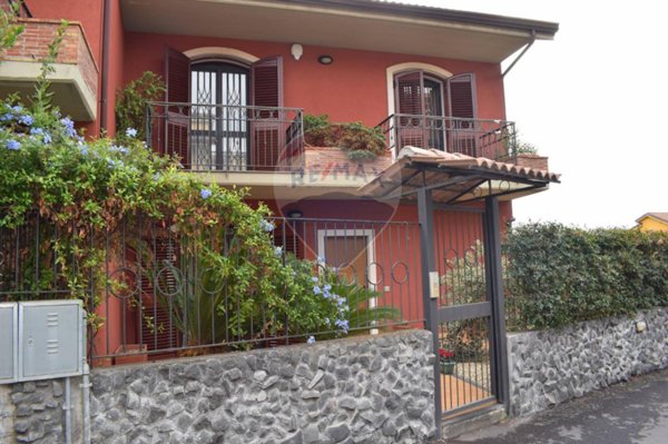 casa indipendente in vendita a San Gregorio di Catania