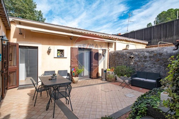 casa indipendente in vendita a San Gregorio di Catania