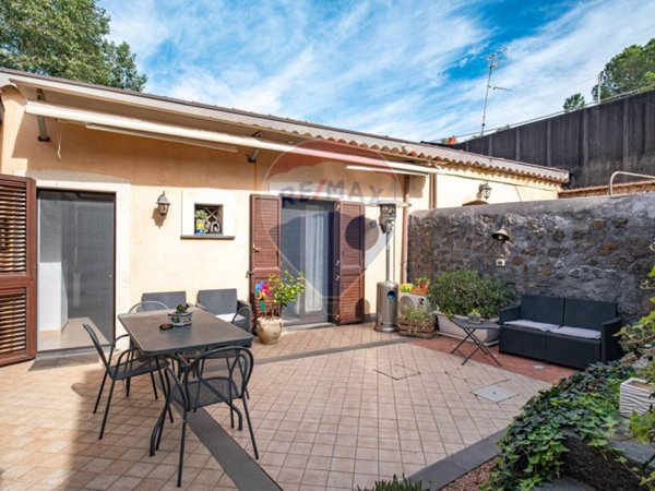 casa indipendente in vendita a San Gregorio di Catania