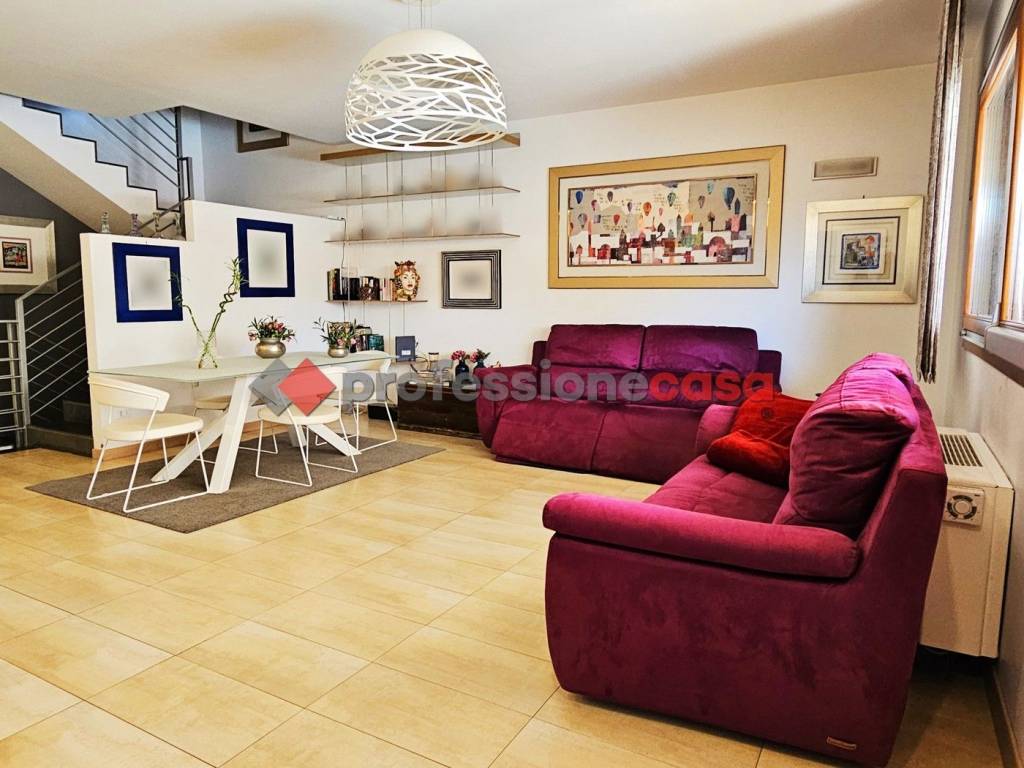 casa indipendente in vendita a San Gregorio di Catania