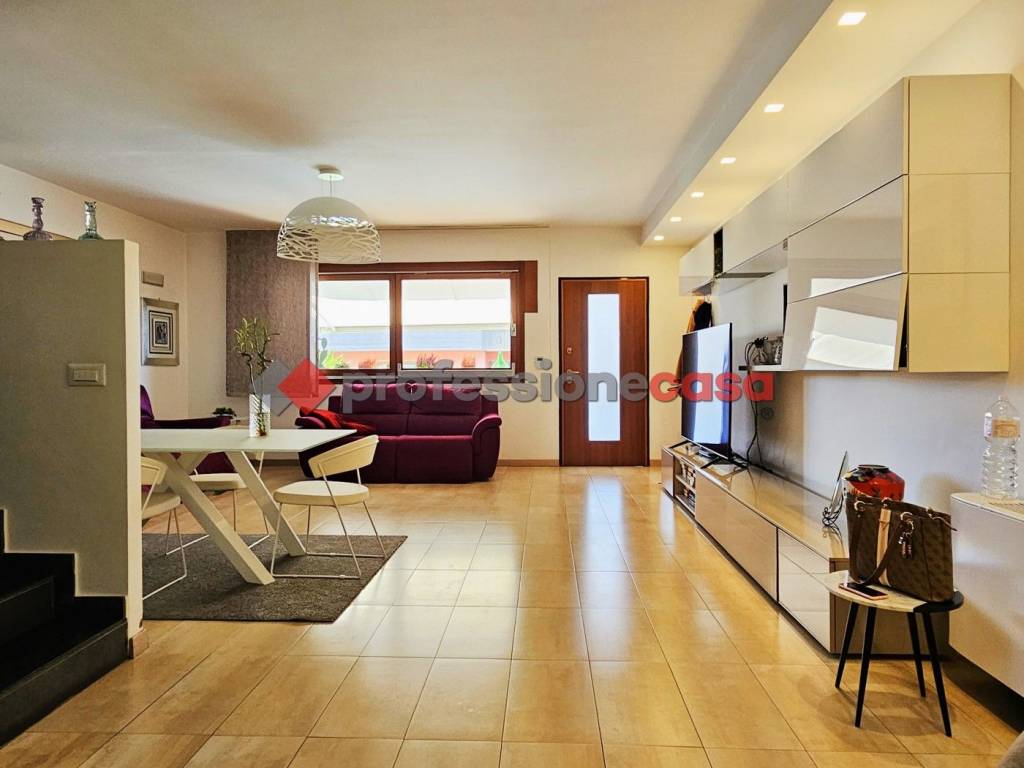 casa indipendente in vendita a San Gregorio di Catania
