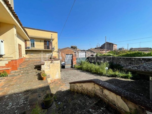 casa indipendente in vendita a San Gregorio di Catania