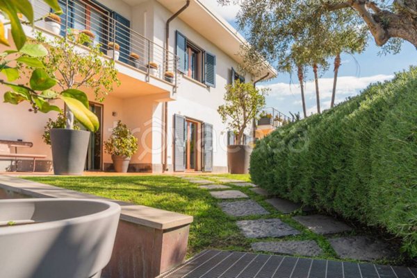 casa indipendente in vendita a San Gregorio di Catania