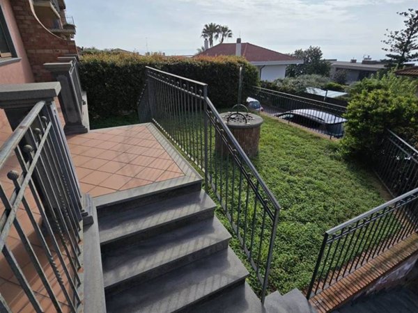 casa indipendente in vendita a San Gregorio di Catania