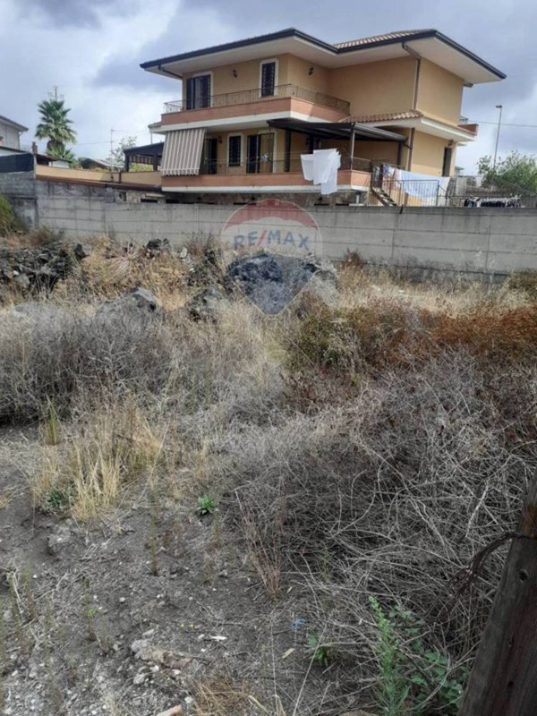 terreno edificabile in vendita a San Gregorio di Catania