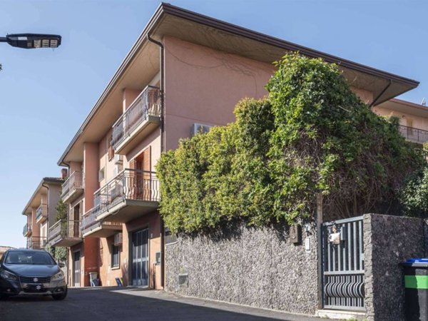 casa indipendente in vendita a San Gregorio di Catania