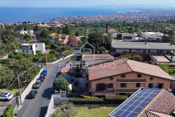 casa indipendente in vendita a San Gregorio di Catania
