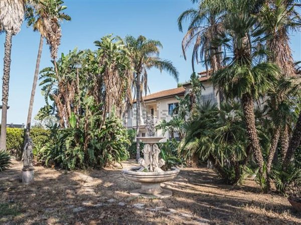 casa indipendente in vendita a San Gregorio di Catania
