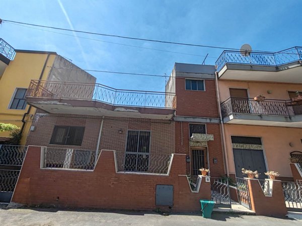 casa indipendente in vendita a San Gregorio di Catania