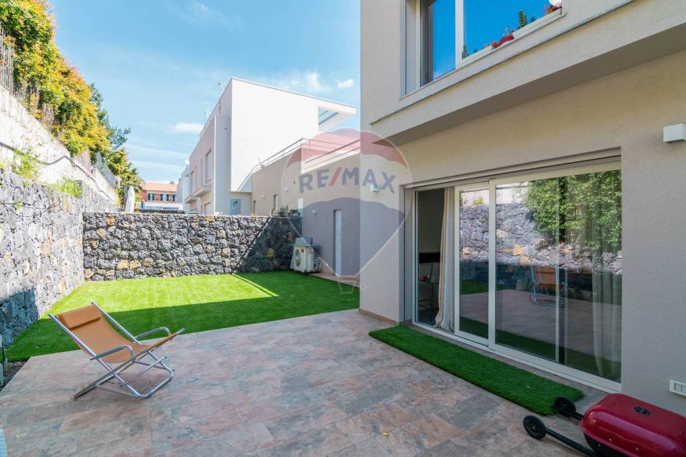 casa indipendente in vendita a San Gregorio di Catania