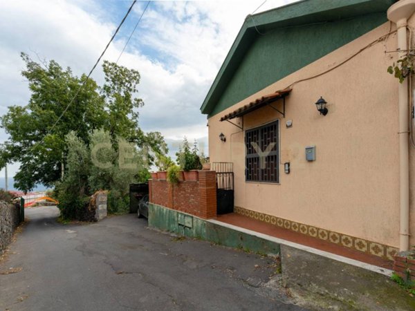 casa indipendente in vendita a San Gregorio di Catania