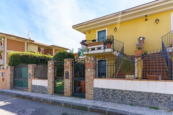 casa indipendente in vendita a San Gregorio di Catania