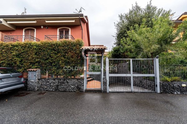 casa indipendente in vendita a San Gregorio di Catania