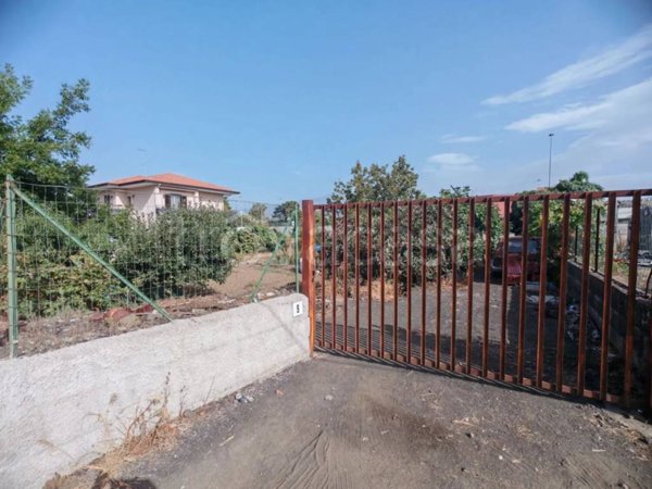 terreno edificabile in vendita a San Gregorio di Catania
