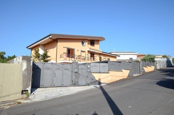 esavano in vendita a San Gregorio di Catania