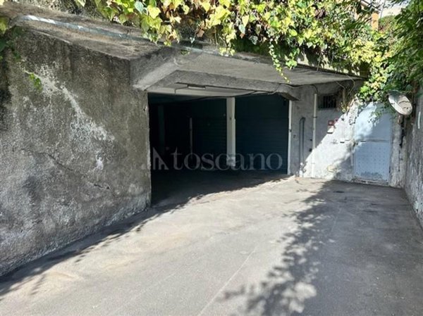 locale di sgombero in vendita a San Gregorio di Catania