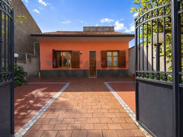 casa indipendente in vendita a San Gregorio di Catania