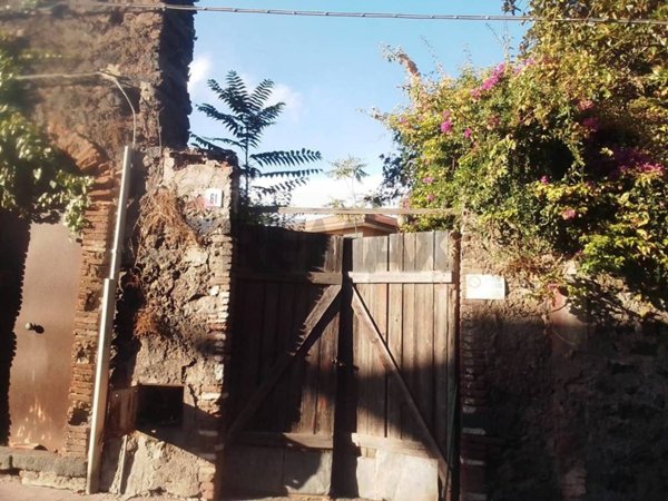 casa indipendente in vendita a San Gregorio di Catania