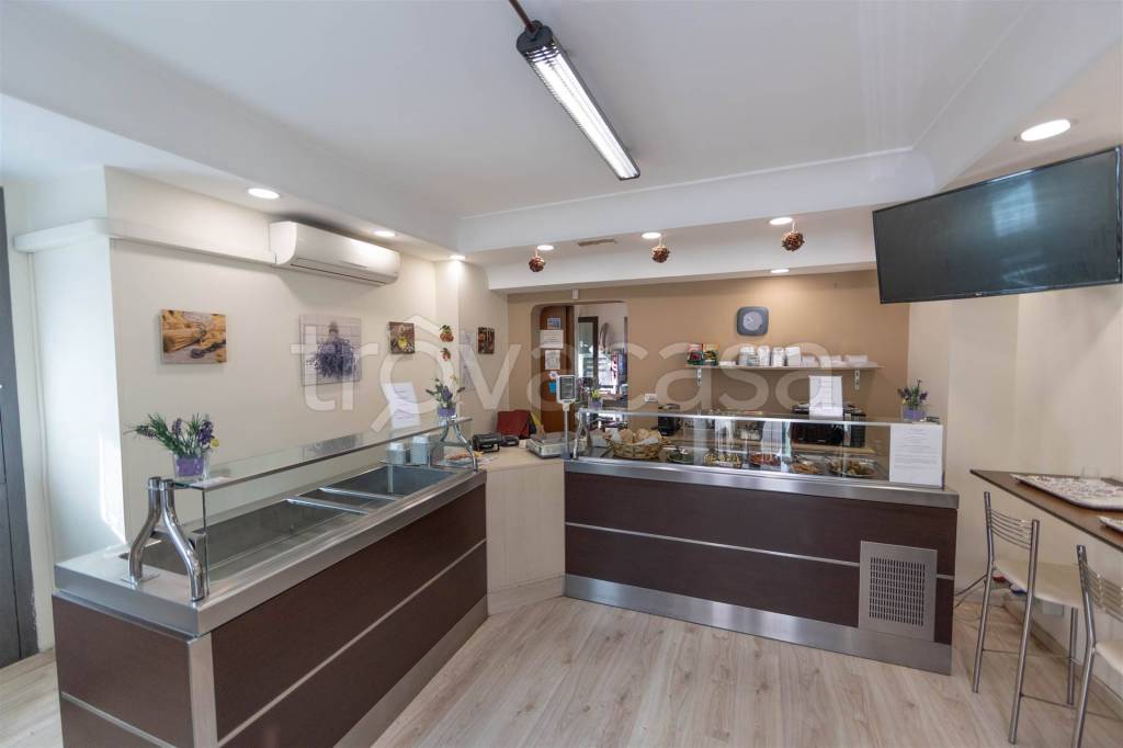 negozio in vendita a San Gregorio di Catania