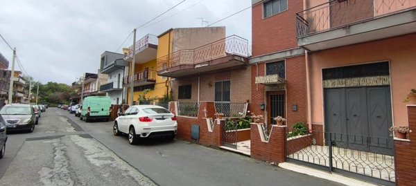 casa indipendente in vendita a San Gregorio di Catania
