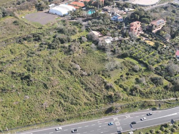 negozio in vendita a San Gregorio di Catania