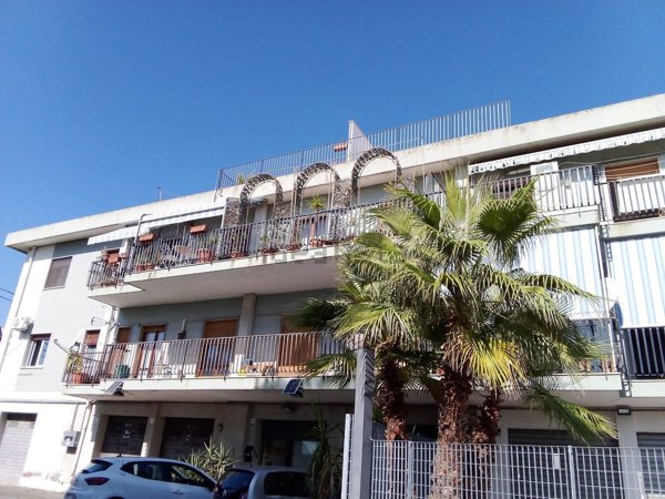 locale commerciale in vendita a San Gregorio di Catania