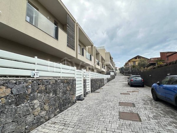 casa indipendente in vendita a San Gregorio di Catania