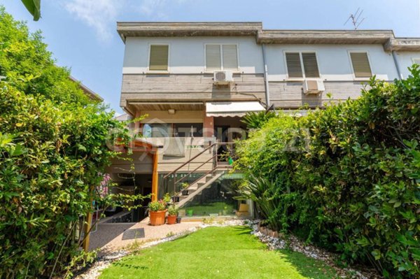 casa indipendente in vendita a San Gregorio di Catania